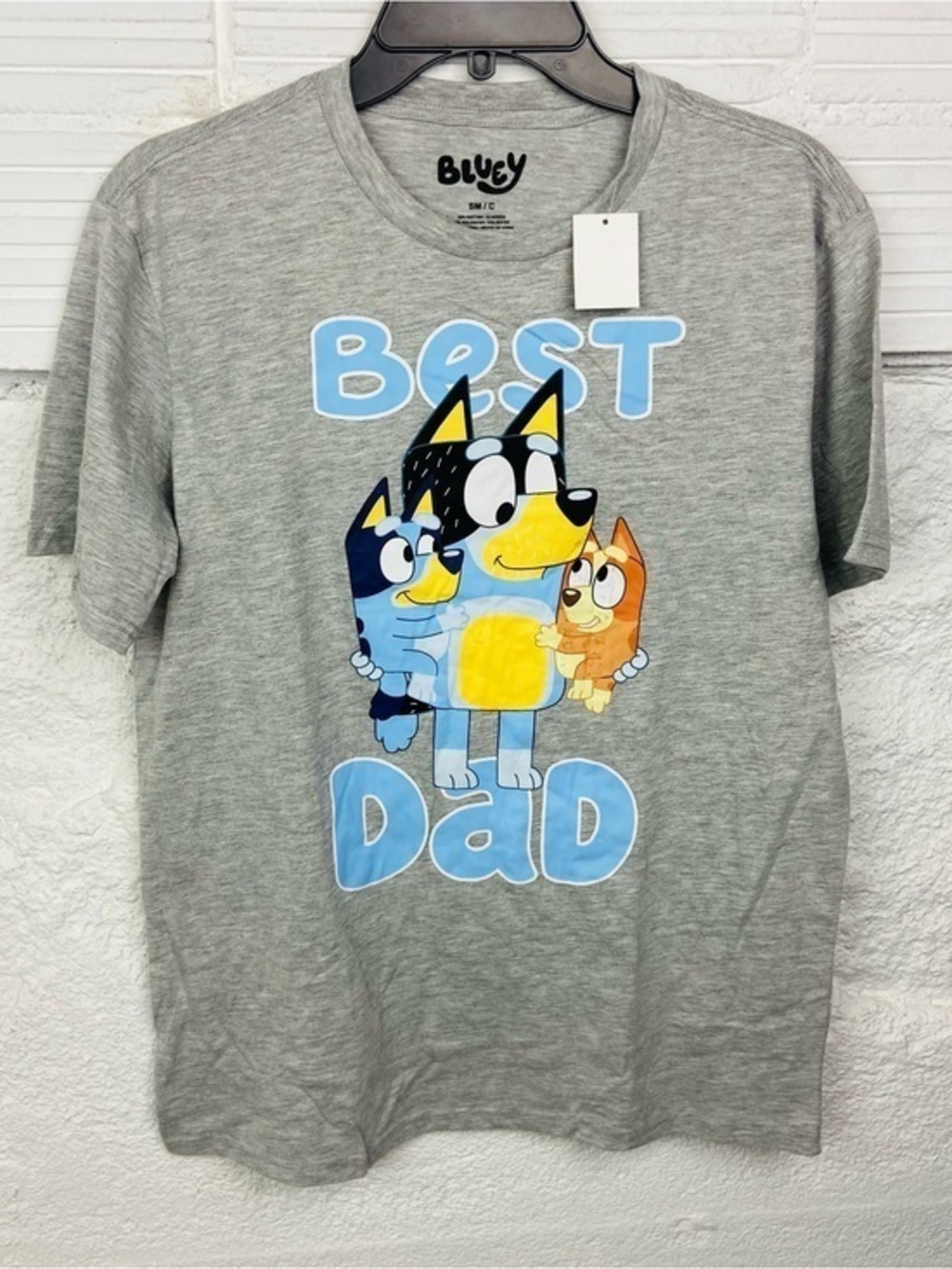 NWT Bluey "Best Dad" Gray Graphic Tee size small/ medium